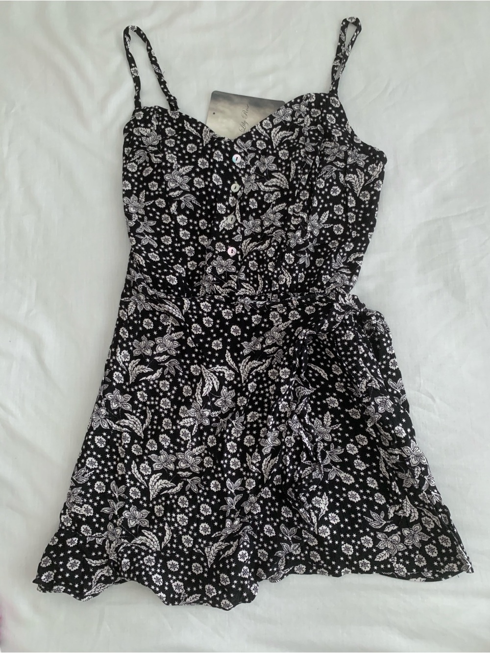 LILY ROSE Ruffle Wrap Skort Romper Juniors Medium Black Floral NWT